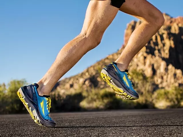 Can I use running shoes for spinning?